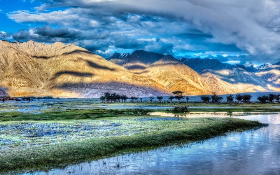 Adventures  Kashmir with Leh 